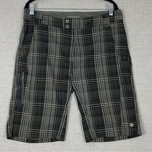 Columbia Black and Gray Plaid Women's Bermuda Shorts